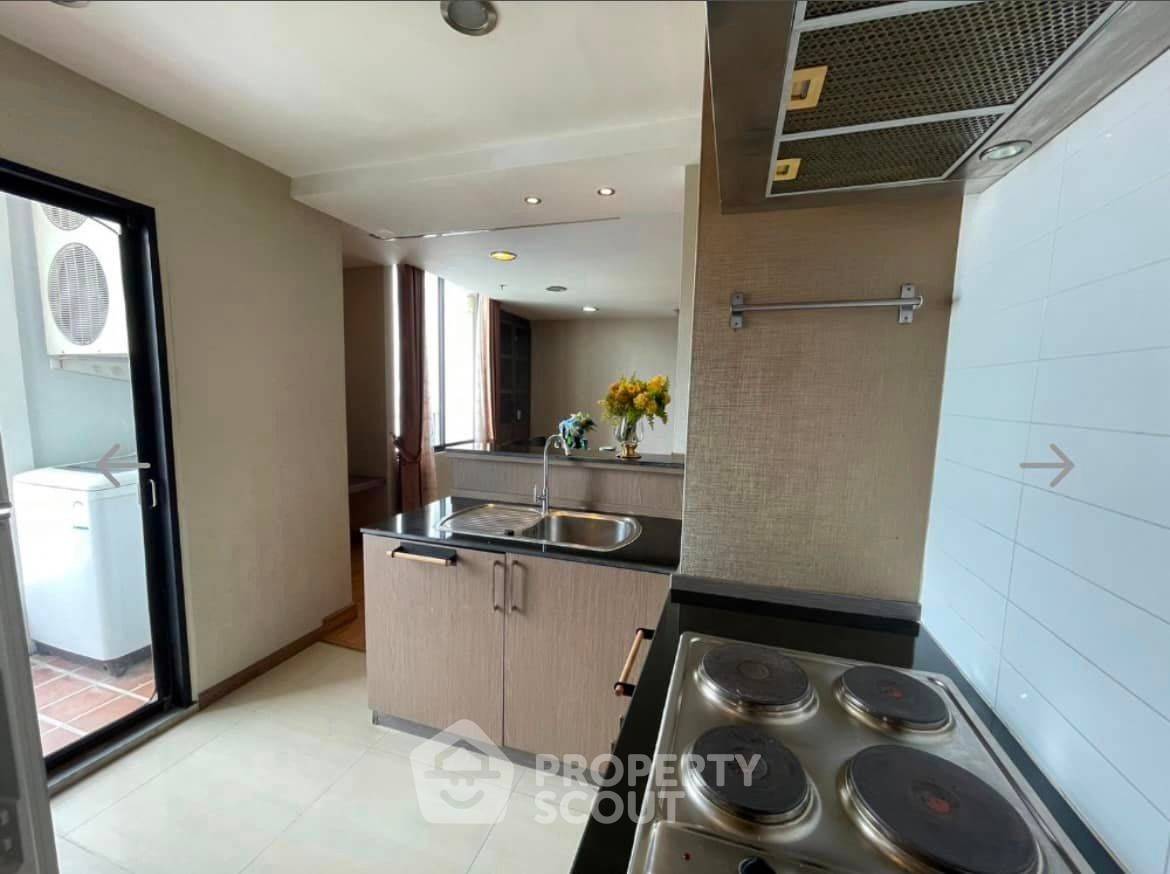 picture 1-BR Condo at Icon 3 Condominium close to Thong Lo (ID 1240552) - 6/14