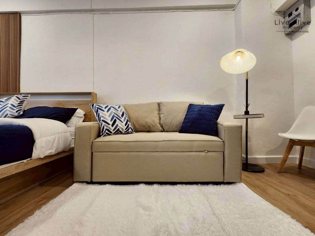 picture Urgent sale! Fully furnished condo, ready to move in, price under a million, in Ramkhamhaeng area, near the Yellow and Orange Lines. - 4/11