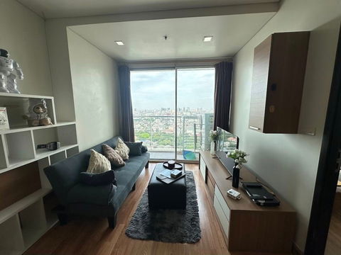 BTS Phra Khanong 200 m. Price  25,000 Baht Condo Le Luk Condominium ( Rental )