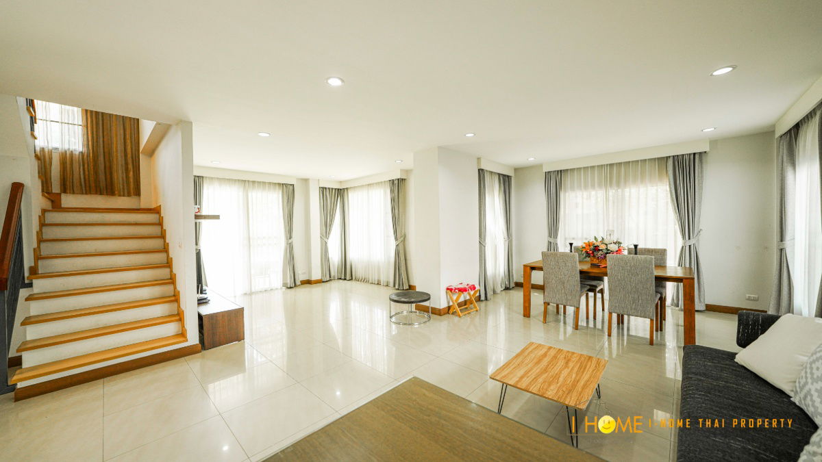 picture A house 2 storey for rent with 3 bedrooms,3 toilets and 1 kitchen. - 4/23