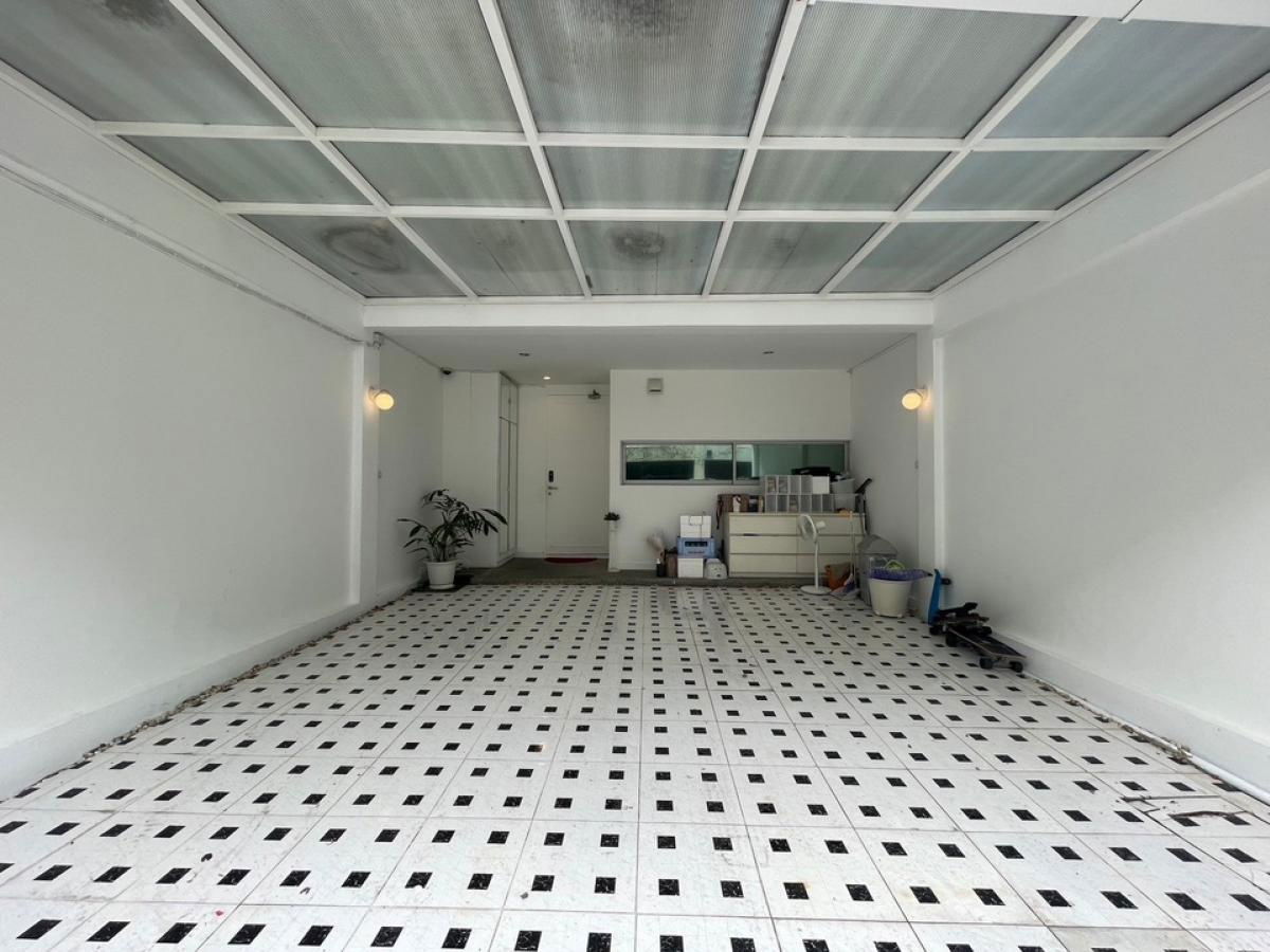 picture For rent TOWNHOME NOBLE CUBE PATTANAKARN close to THONGLOR - 2/13