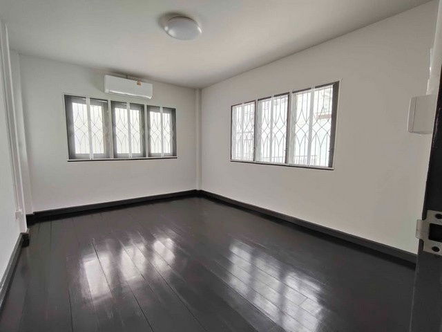 picture Detached House For Rent Lat Phrao Bangkok - 7/8