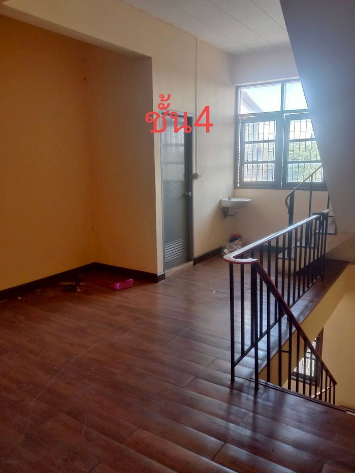 รูป ถูกที่สุด ขาย ตึกแถว 4ชั้น บางแค ถ.เพชรเกษม ซ.67/1 ขนาด 16.9ตร.วา ทำเลดี เดินทางสะดวก ใกล้ วิคตอเรีย การ์เด้นส์ สนใจ ติดต่อ สุเมธ 061-949-8888 - รูปที่ 9/10