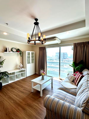 คอนโดให้เช่า : [เช่า] คอนโดย่านสาทร ตกแต่งสไตล์คาเฟ่ โครงการ โมเดอร์นโฮม ทาวเวอร์ ติดโลตัส เดินทางสะดวก