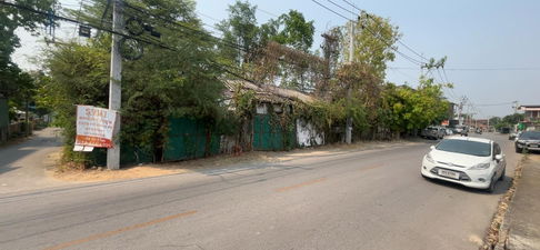 ที่ดินเปล่าเมืองลำพูน เนื้อที่ 207 ตารางวา