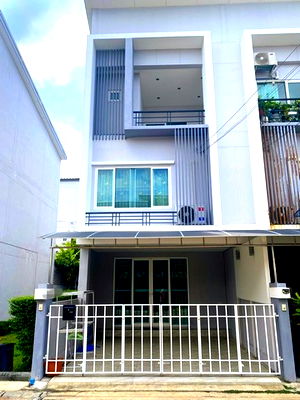 Houses for rent Salaya : Town Home For Rent The Exclusive Wongwaen-Ramintra Bangkok