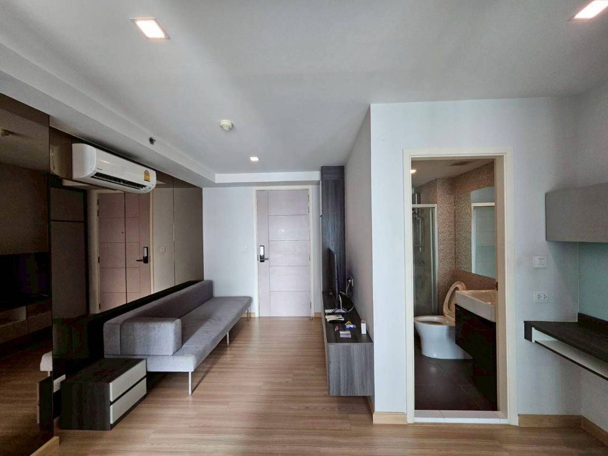 รูป ให้เช่าคอนโด ไนท์บริดจ์ สกายซิตี้ สะพานใหม่ ติดBTSสายหยุด พร้อมเฟอร์นิเจอร์ และเครื่องใช้ไฟฟ้าครบครัน ขนาด 28 ตร.ม. 12,000/เดือน - รูปที่ 1/6