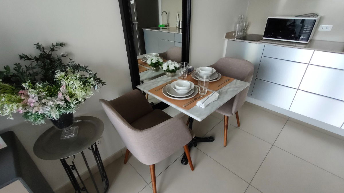 picture BTS Ekkamai 150 m. Price 35,000 Baht Condo The Lofts Ekkamai ( Rental ) - 7/12
