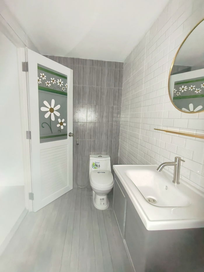 รูป บ้านเดี่ยว​ชั้นเดียว​ รีโนเวทใหม่​​ หนองจอก​ ทำเลถนนเมน​ ต้นโครงการ​ ทำเลค้าขาย หมู่บ้านอมรพันธ์ุ  ถนนเลียบวารี​ 15 พร้อมอยู่ มีเฟอร์นิเจอร์สวย - รูปที่ 24/33