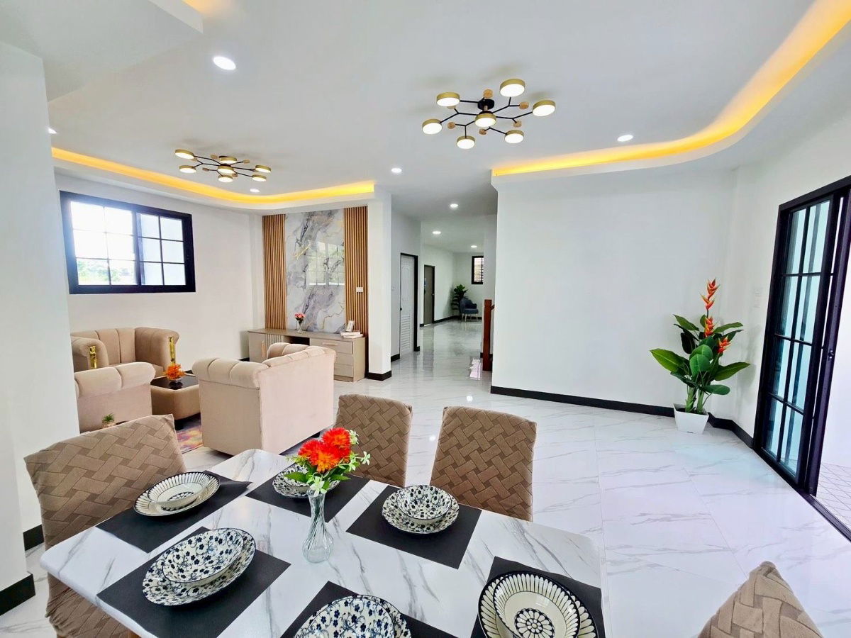 รูป บ้านเดี่ยวเนื้อที่ดิน 81 ตรว.ใกล้สนามกอฟล์ปัญญารามอินทรา  ม.บุรีรมย์ คู้บอน 41 รีโนเวทใหม่ นัดหมายชมบ้าน 085-318-6868 คุณวา - รูปที่ 6/32