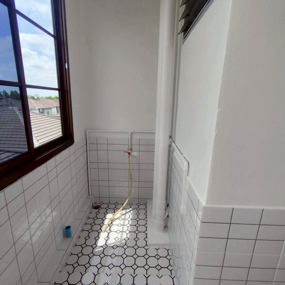 รูป คอนโดเอื้ออาทร หทัยราษฎร์ อาคาร 22 ชั้น 4 ตกแต่งใหม่ พร้อมอยู่ นัดหมายชมห้อง 085-318-6868 - รูปที่ 14/17