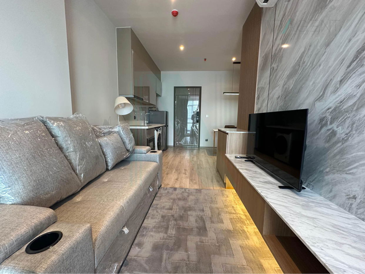 picture 🎉 For Rent Condo RHYTHM EKKAMAI ESTATE Building 1, Floor 20,1 bed room, Room size 40 sqm - 2/8