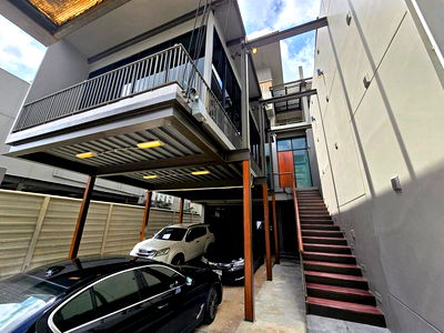 Home office for rent Huai Khwang : WS5860 🏢 Home Office for rent Huaikhwang - Mengjai, good condition building, ready to use, only 170,000 THB / month.