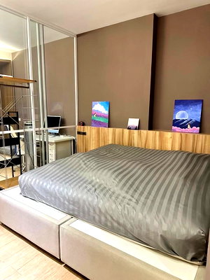 Condos for sale : Triple Y Residence【𝐒𝐄𝐋𝐋 & 𝐑𝐄𝐍𝐓】🔥The room is decorated in a minimalist beige tone, cute in a Korean style.🔥 Contact Line ID: @hacondo