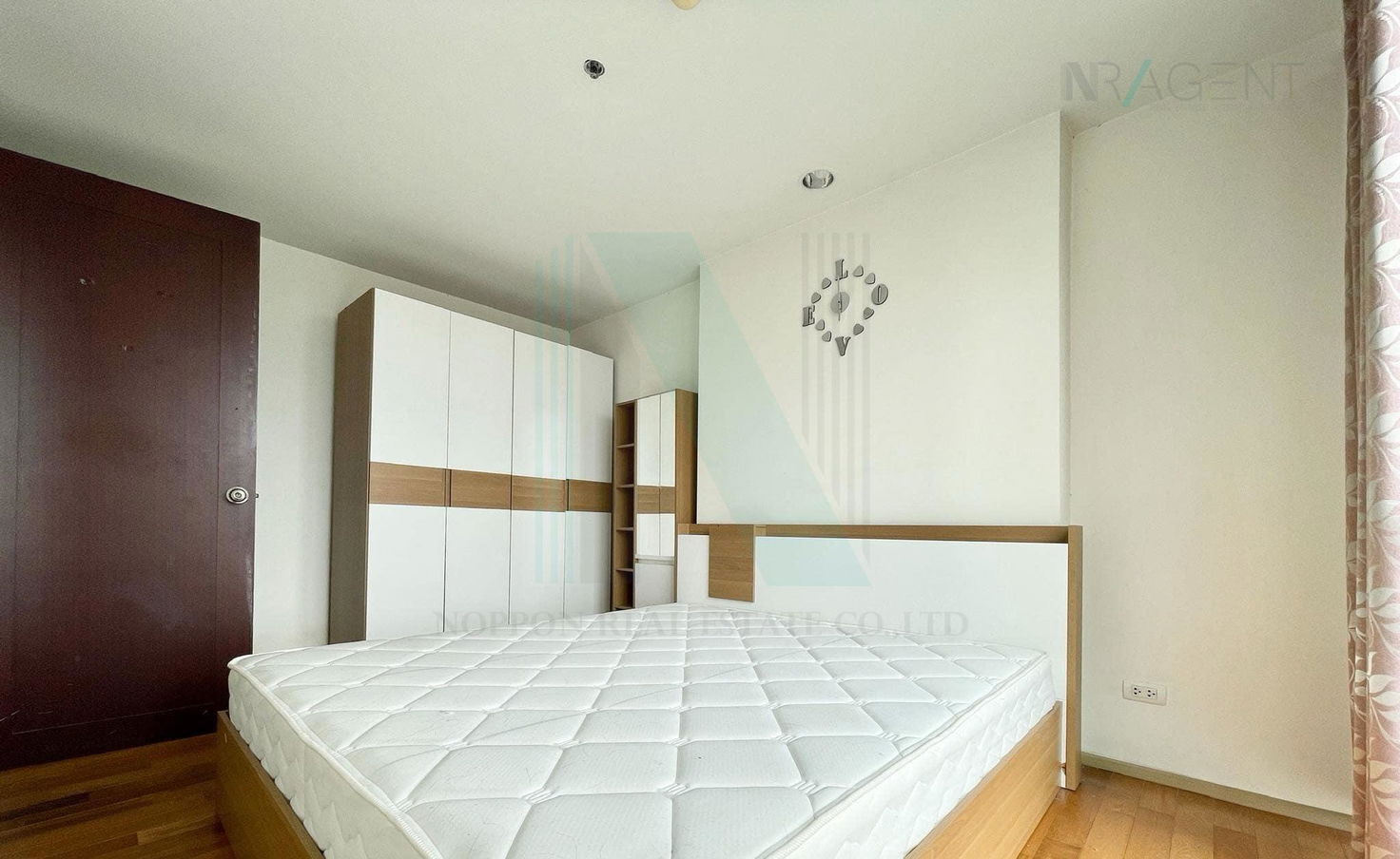 picture 🎊 For Rent Condo THE LINE PHAHONYOTHIN PARK Building A, Floor 18,1 bed room, Room size 44.00 sqm - 2/8