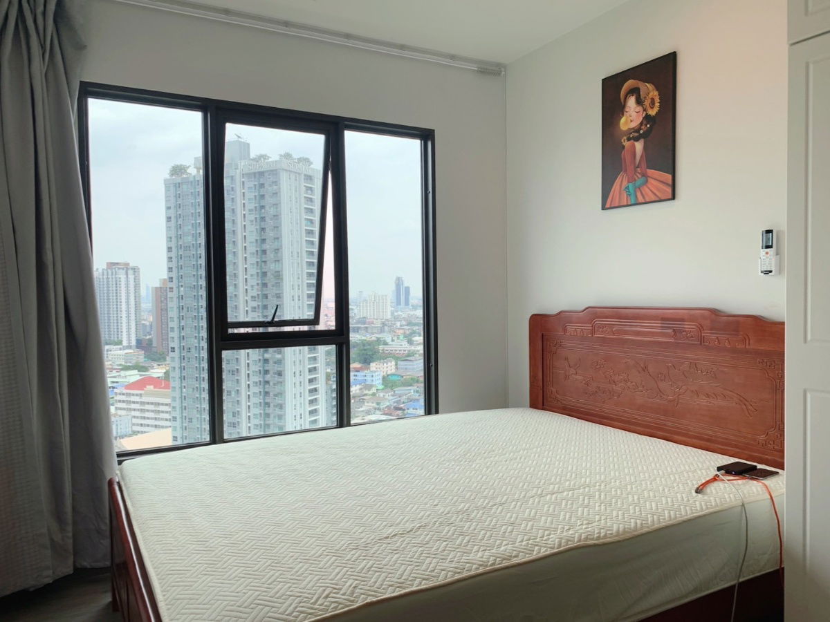 picture Regent Home Wutthakat | Price 9,500 baht | Beautiful room, good view, fully furnished, ready to move in - 1/18