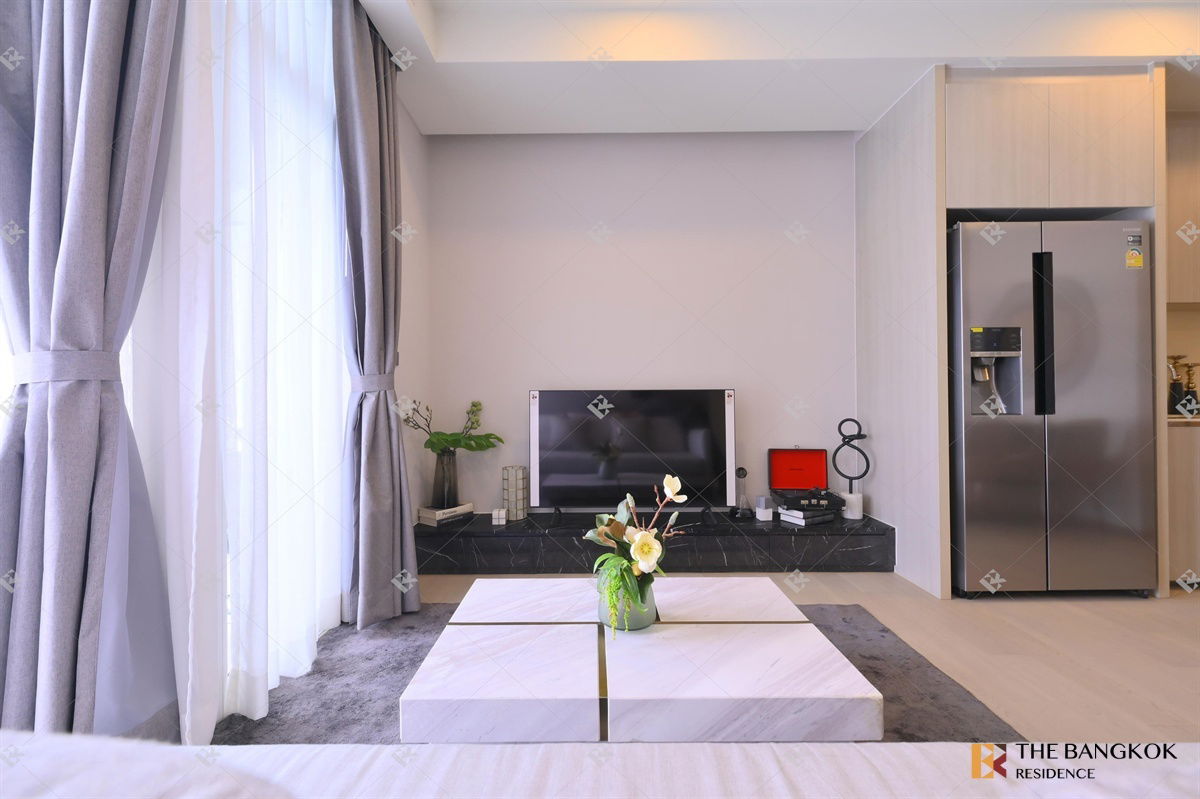 picture Siamese Exclusive Sukhumvit 42 💫 Unbeatable value! Beautifully decorated & fully furnished, move-in ready 🛋️ Near BTS Ekkamai  - 9/13