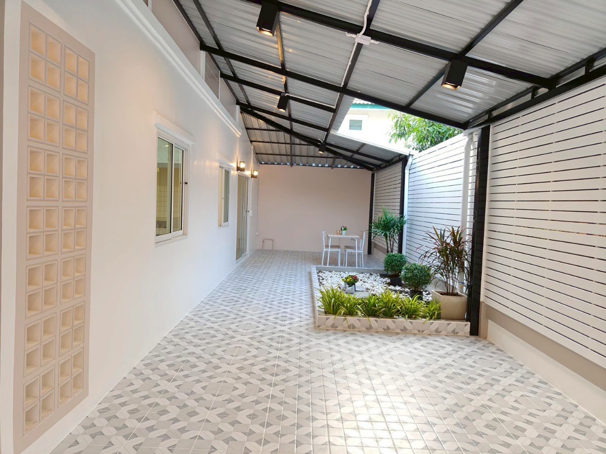 รูป บ้านแฝดหลังใหญ่ พฤกษา 30/1 ต่อเติมครบ ฟังก์ชันพร้อมอยู่ ใกล้รถไฟฟ้า MRT คลองบางไผ่ และ Central Westgate ราคาเพียง 2.79 ล้าน ฟรีโอน‼️ - รูปที่ 7/20