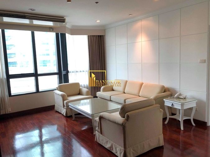 President Place | Spacious 2 Bedroom Condo For Rent in Chit Lom - BR9990CD