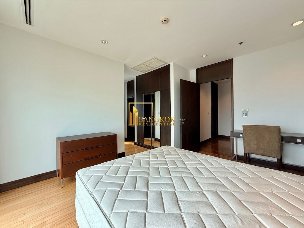 picture Elegant 4 Bedroom Luxury Apartment in Phloenchit - BR0635AP - 28/47