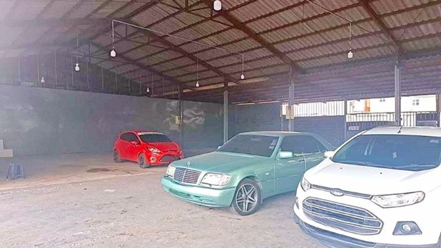 picture Warehouse for rent 102 sq m. BRT Wat Pariwas 1 km. Can work at the warehouse. Bang Chak Hospital 3 - 4/8