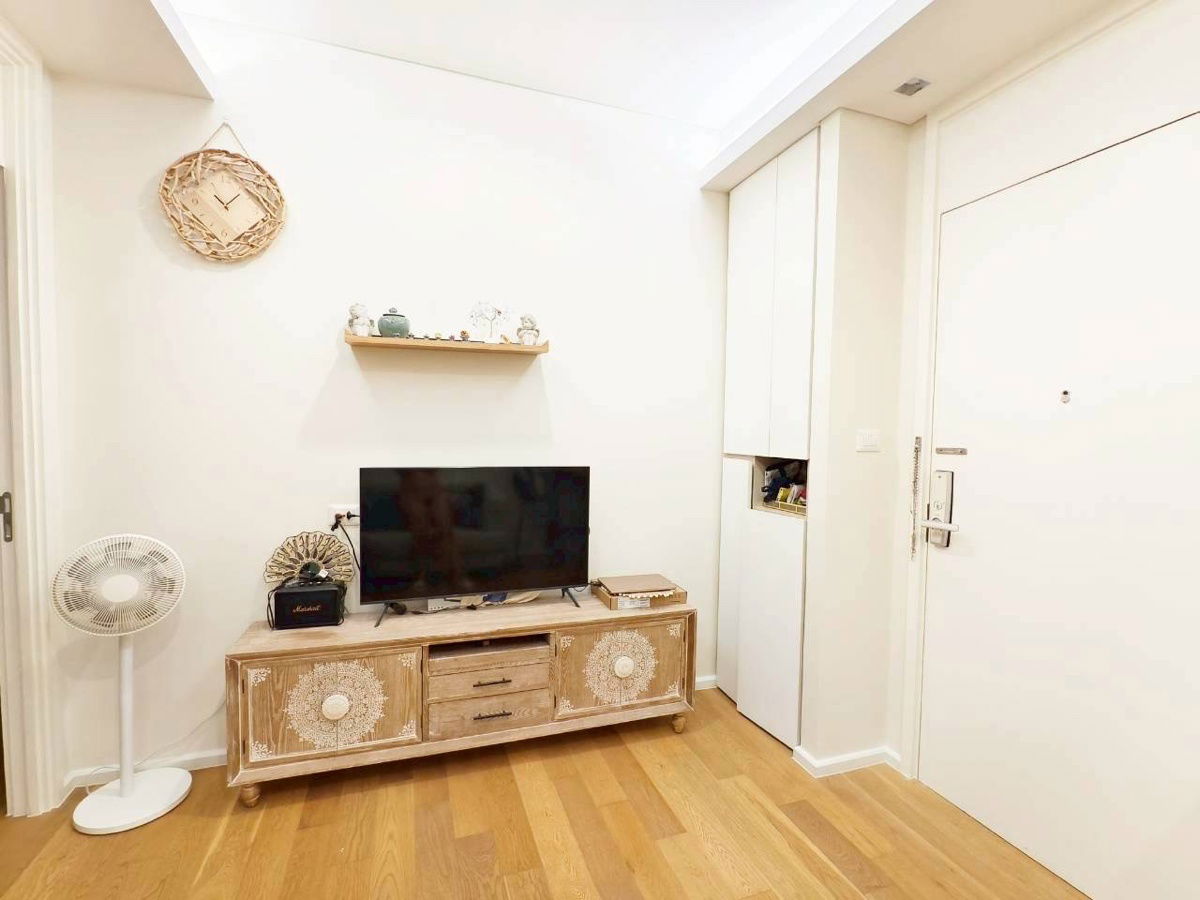 รูป ขายด่วน 𝟑.𝟖𝟓 𝐌𝐁.❗️ห้องสวย ทำเลดี ใกล้ห้าแยกลาดพร้าว “𝐓𝐡𝐞 𝐒𝐚𝐢𝐧𝐭 𝐑𝐞𝐬𝐢𝐝𝐞𝐧𝐜𝐞𝐬“ 35.50 ตร.ม. ชั้น 21 [251405] - รูปที่ 2/9