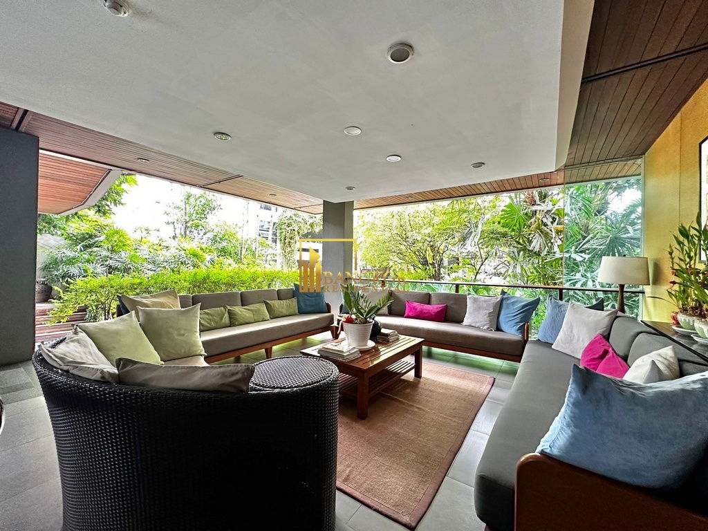 รูป Stunning 3 Bedroom Duplex Apartment in Thonglor Location - BR20783AP - รูปที่ 33/37