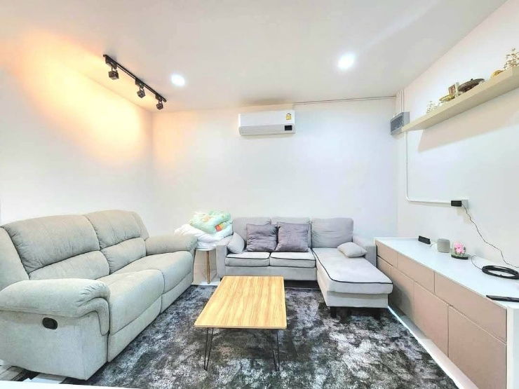 รูป ขาย SR complex พร้อมเฟอร์ + พร้อมผู้เช่ารายรับต่อเดือน 7,900 บ. ใกล้เซนเฟส , ร.พ.กรุงเทพ , ม.พายัพ เดินทางสะดวกติดถนนใหญ่ - รูปที่ 2/12