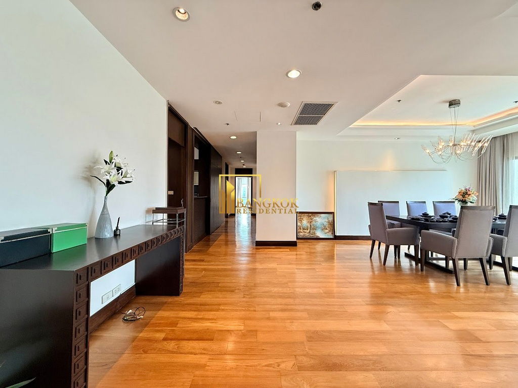 picture Elegant 4 Bedroom Luxury Apartment in Phloenchit - BR0635AP - 11/47