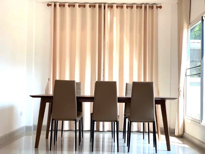 picture  Two storey house for rent with 3 bedrooms,3 toilets and 1 kitchen.  - 3/22