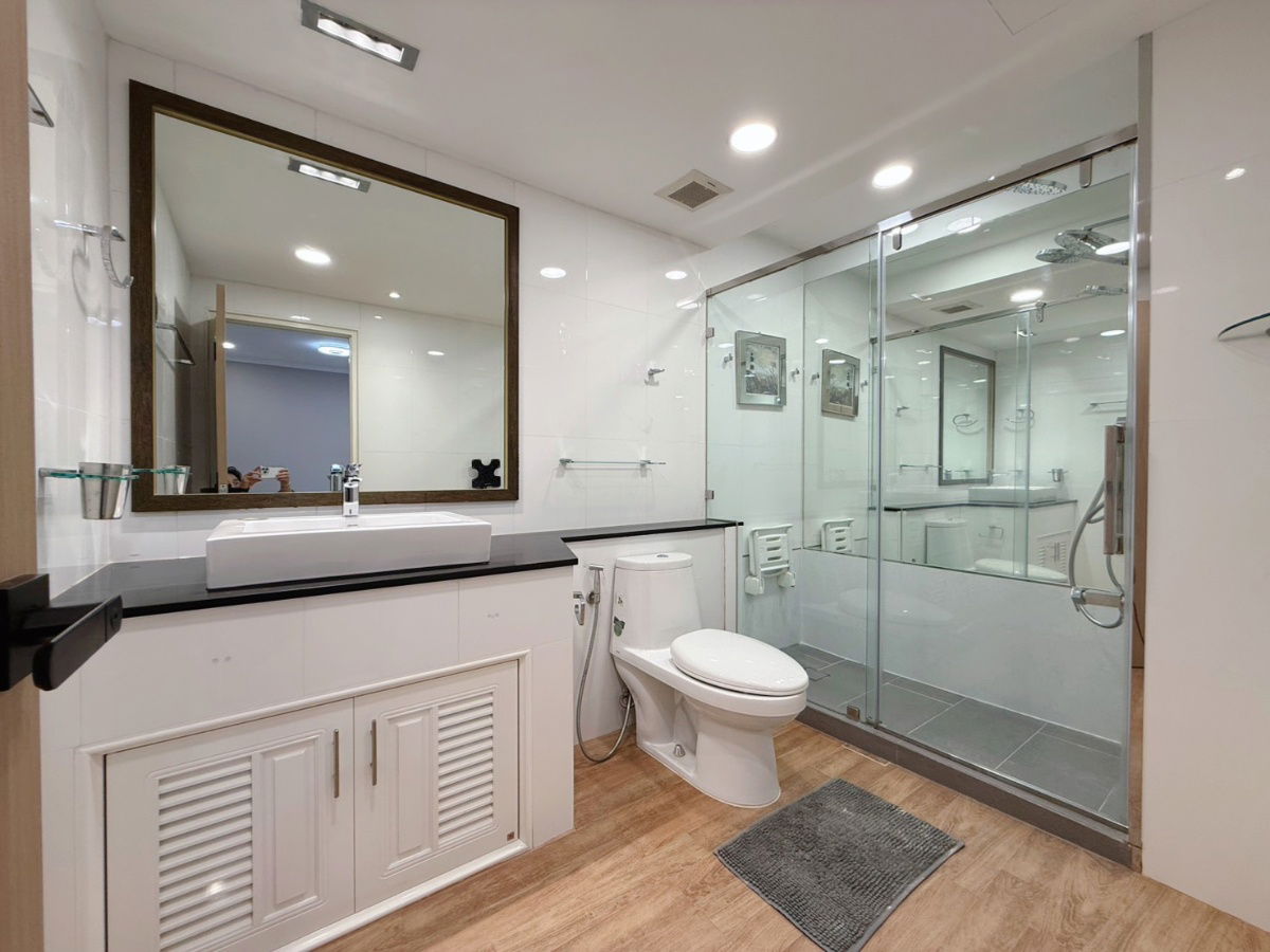 picture Condo for rent, Sarin Place, 2 bedrooms. Near Major Ratchayothin, about 500 meters, near BTS Ratchayothin, about 800 meters. - 19/22