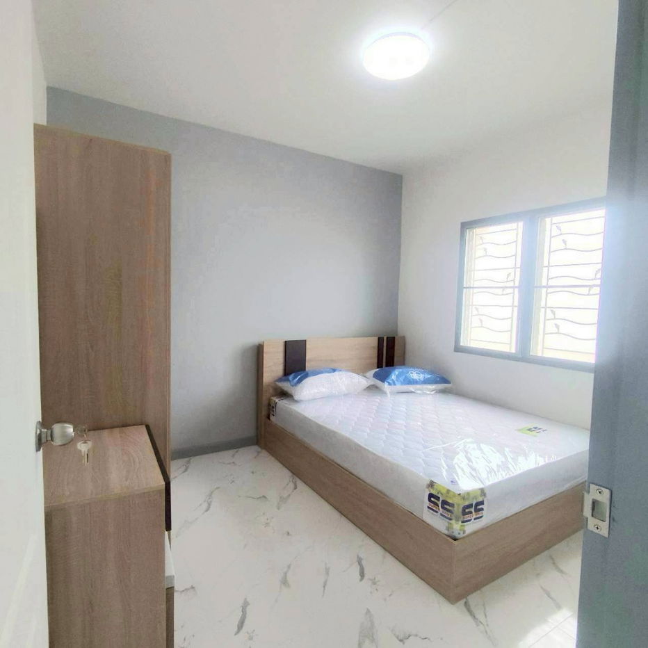 รูป คอนโดเอื้ออาทร หทัยราษฎร์ อาคาร 22 ชั้น 4 ตกแต่งใหม่ พร้อมอยู่ นัดหมายชมห้อง 085-318-6868 - รูปที่ 6/17