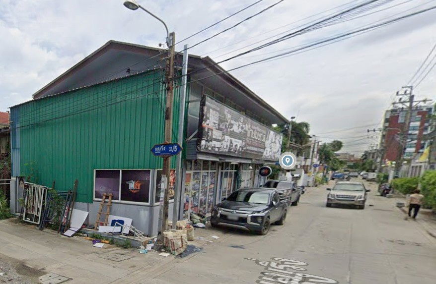 รูป ให้เช่าอาคาร 4 คูหาติดกัน 2 ชั้น (ถนนสุขุมวิท 107 ซอยแบริ่ง 33/5) 250 ตรม. แอร์ เหมาะเป็นสำนักงาน, ที่พักอาศัย เช่า 27,000 บาท /เดือน โทร 093-9594717 - รูปที่ 1/4