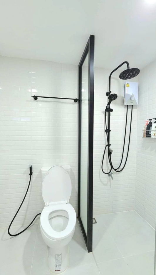 รูป ขาย SR complex พร้อมเฟอร์ + พร้อมผู้เช่ารายรับต่อเดือน 7,900 บ. ใกล้เซนเฟส , ร.พ.กรุงเทพ , ม.พายัพ เดินทางสะดวกติดถนนใหญ่ - รูปที่ 11/12