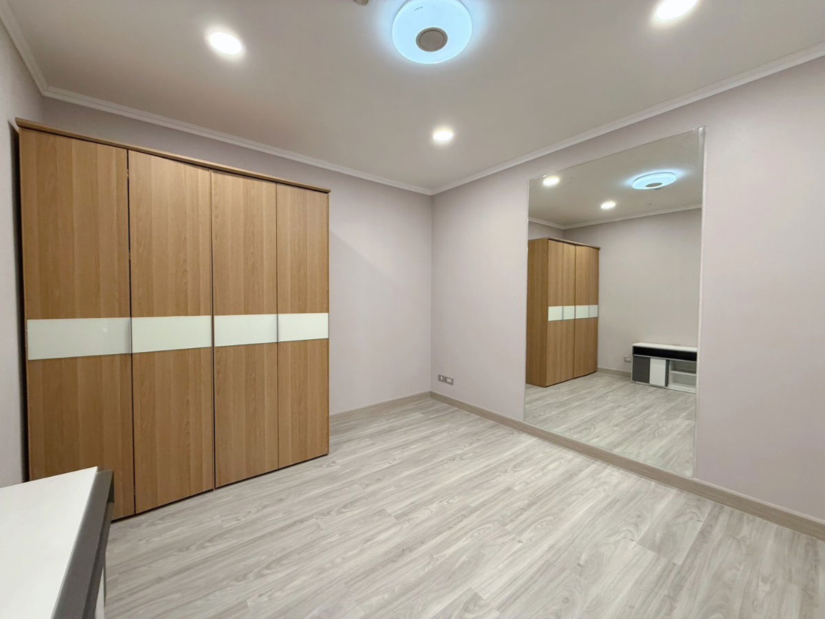 picture Condo for rent, Sarin Place, 2 bedrooms. Near Major Ratchayothin, about 500 meters, near BTS Ratchayothin, about 800 meters. - 9/22