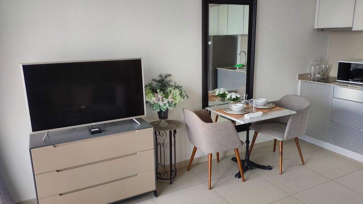 picture BTS Ekkamai 150 m. Price 35,000 Baht Condo The Lofts Ekkamai ( Rental ) - 4/12