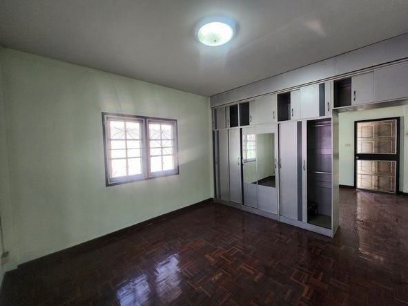 picture FOR SALE  HOUSE PROPERTY  3400000 BAHT. - 5/8