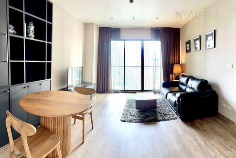 📌 ให้เช่าคอนโด โนเบิล โซโล ทองหล่อ อาคาร 1 ชั้น 18 1 ห้องนอน ขนาด 53 ตรม ใกล้ โรงเรียนสายน้ำผึ้ง