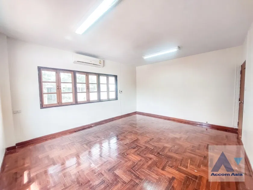 picture 🔼🔽 AccomA 📩 Pet friendly,Home Office 3 BR House in Sena Nikhom (95771) - 15/20