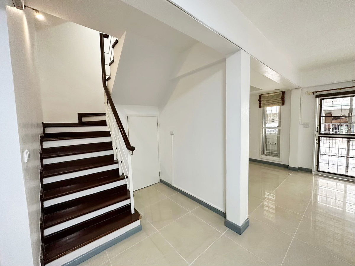 picture Townhome for rent: Muban Supalai Vill Ekkamai-Ram Inthra (SPSAD3645) - 3/15