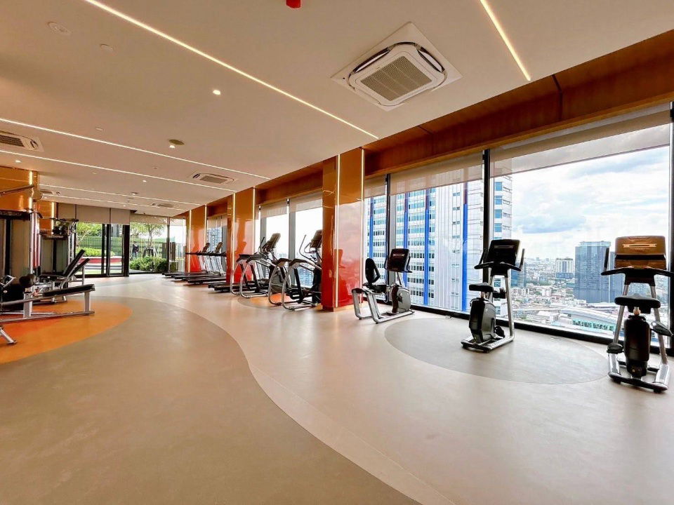 picture FOR RENT THE LINE VIBE, Beautiful Room, Near BTS Ha Yaek Lat Phrao, with Shuttle Service from Building Entrance to Project Entrance. RW007227 - 14/17