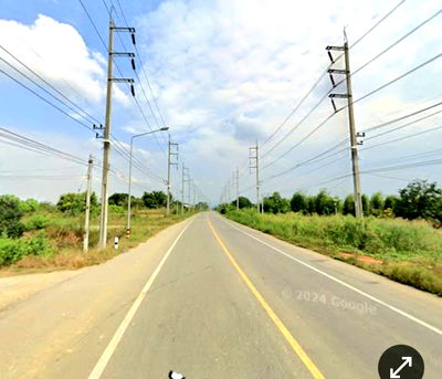 Land for sale Ratchburi : Land for sale with house, 6 rai 29.1 square wah, Chom Bueng, Ratchaburi
