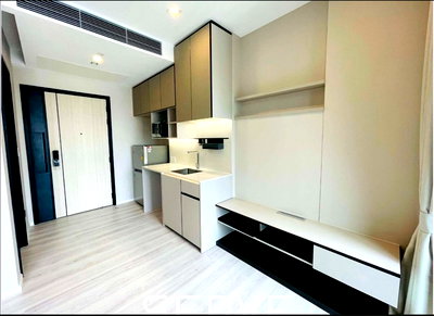 คอนโดให้เช่า : 🔥ห้องสตูดิโอ กั้นเป็นสัดส่วน ราคาดีมาก ชั้นสูงสุด 30+ วิวดีมาก เฟอร์จัดเต็ม ห้องแต่งสวย พร้อมอยู่ ทำเลดีใกล้ BTS พญาไท @ The Room Phayathai