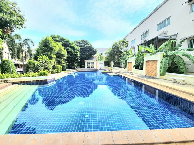 picture FOR RENT TOWNHOUSE PROPERTY 19500 BAHT per MONTH - 8/8
