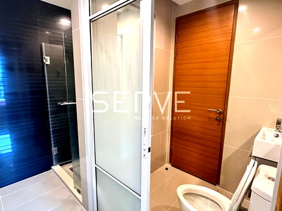ขายคอนโด : 1 Bed 1 Bath Nice Room Good Location Next to MRT Huai Khwang 50 m. / For Rent & For Sale-Rhythm Ratchada Huai Khwang