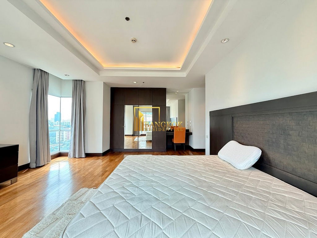 picture Elegant 4 Bedroom Luxury Apartment in Phloenchit - BR0635AP - 18/47