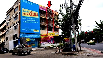 Shophouses for sale Sai Mai : FOR SALE  COMMERCIAL BUILDING PROPERTY  5950000 BAHT.