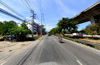 ที่ดิน บางนาใต้ : ขายที่ดินพร้อมบ้าน ถนนบางนาตราดติดไบเทคบางนา