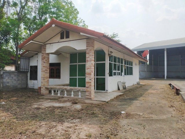 picture FOR SALE  WAREHOUSE PROPERTY  3500000 BAHT. - 5/8
