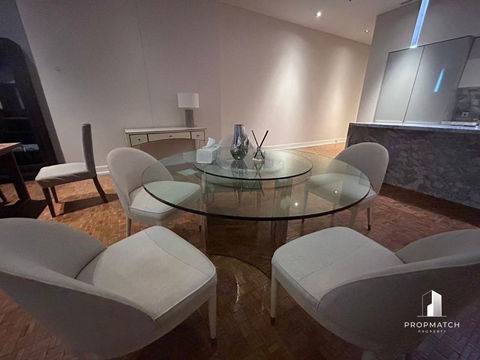 ✨Flash Deal ✨The Ritz-Carlton Residences Bangkok ( 3Bed 4Bath 210.9SQM.) แต่งครบพร้อมอยู่ !! เพียง 250,000บาทต่อเดือน Tel.0981315848 @propmatch